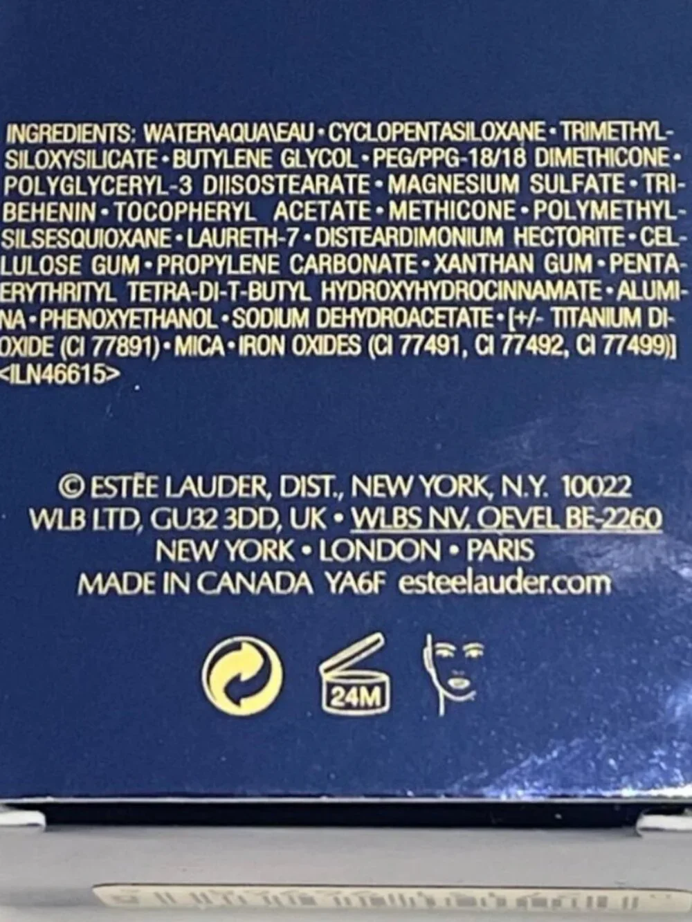 Estée Lauder achieve flawless
